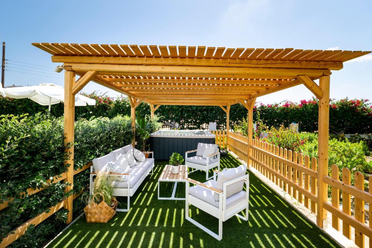 Ikaros Studios & Apartments Naxos City Εξωτερικό φωτογραφία