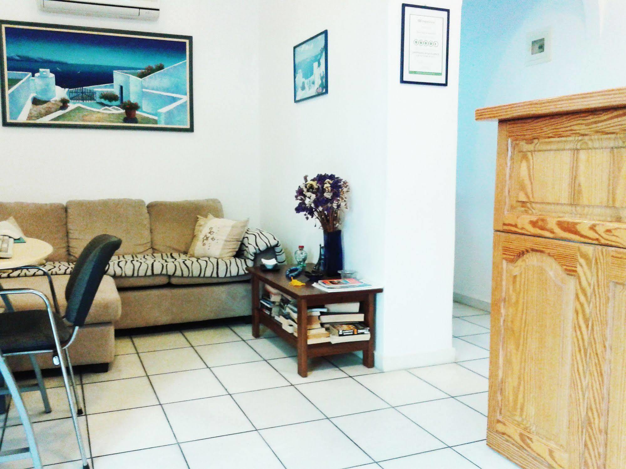 Ikaros Studios & Apartments Naxos City Εξωτερικό φωτογραφία