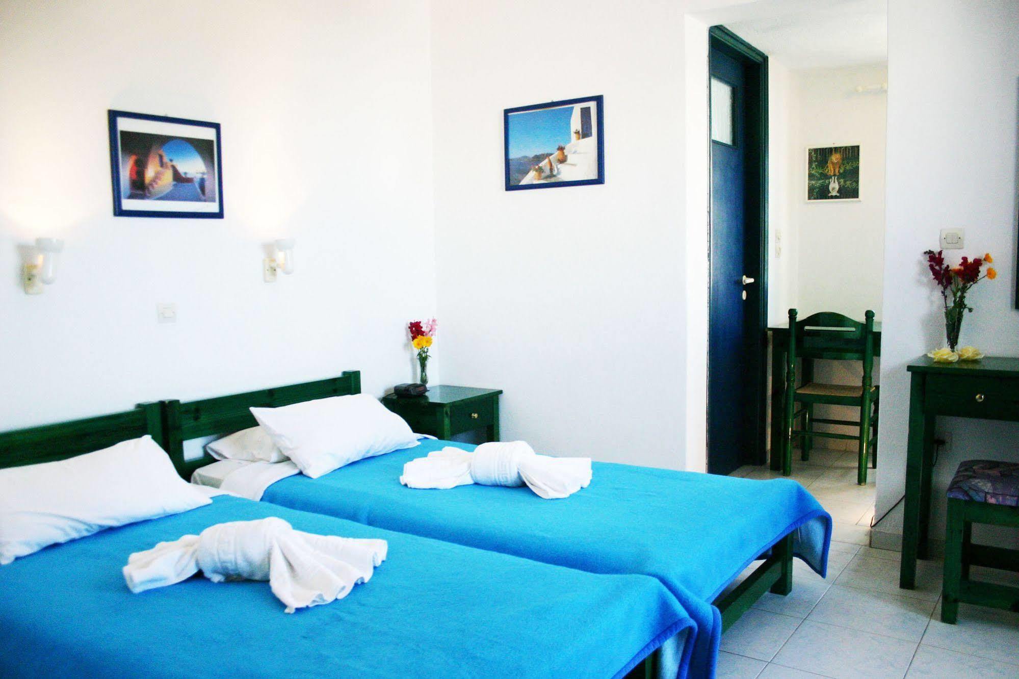 Ikaros Studios & Apartments Naxos City Εξωτερικό φωτογραφία